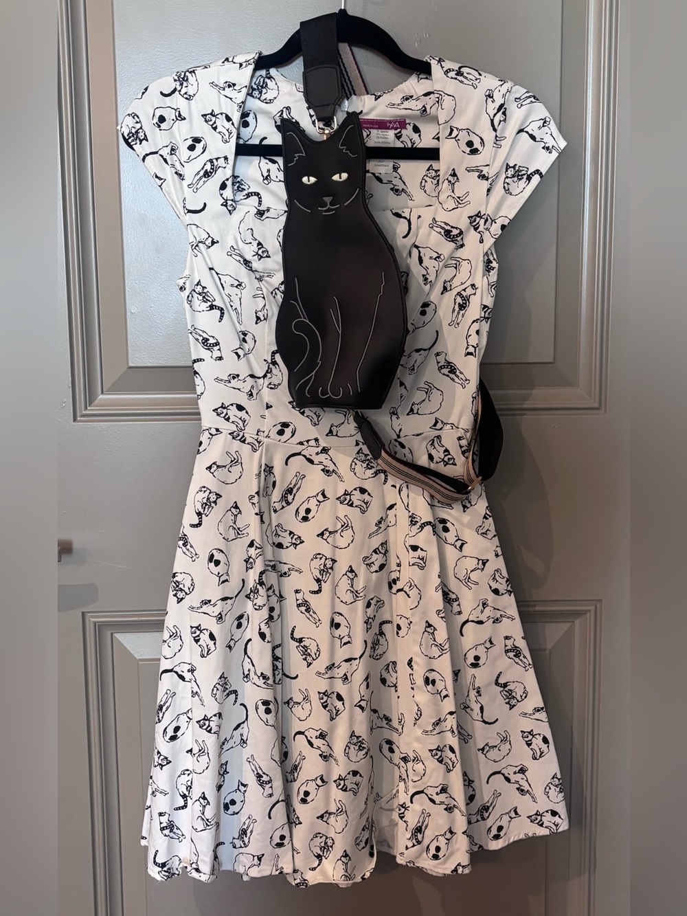 Cat Print Pin-Up Dress with Cat Over the Shoulder Bag
